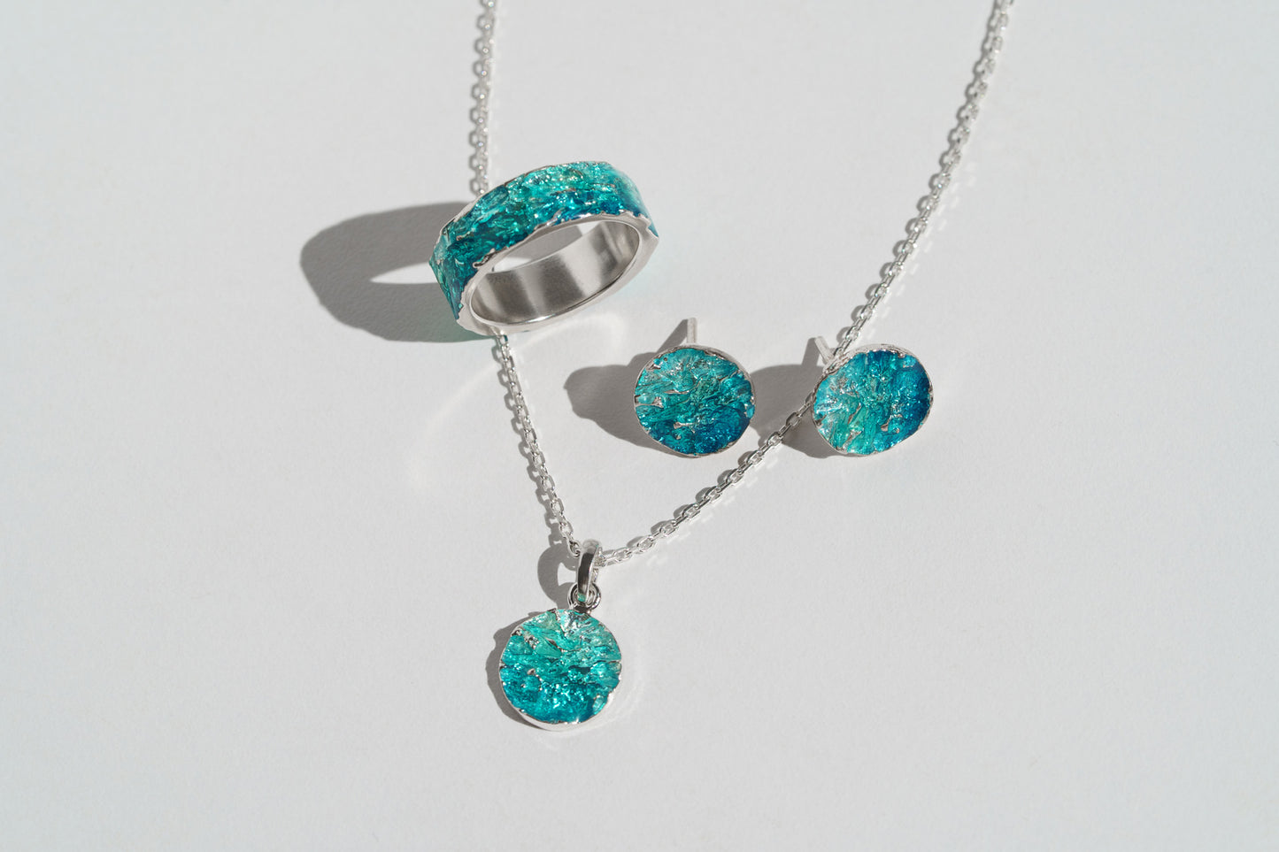 Pendant-disc "Wave" (10 mm) emerald