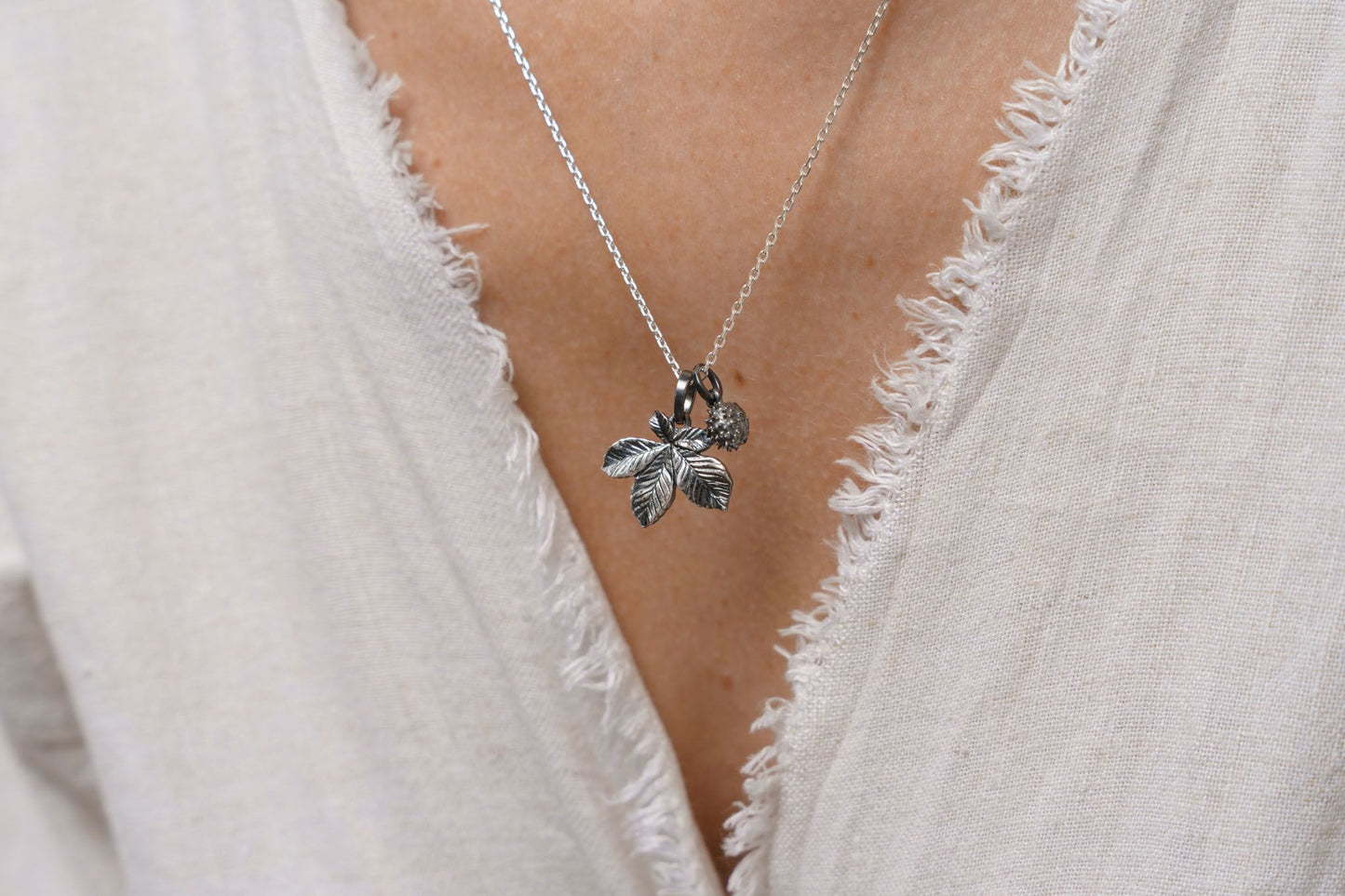 Pendant set “Chestnut Nut&Leaf” (20 mm) blackened