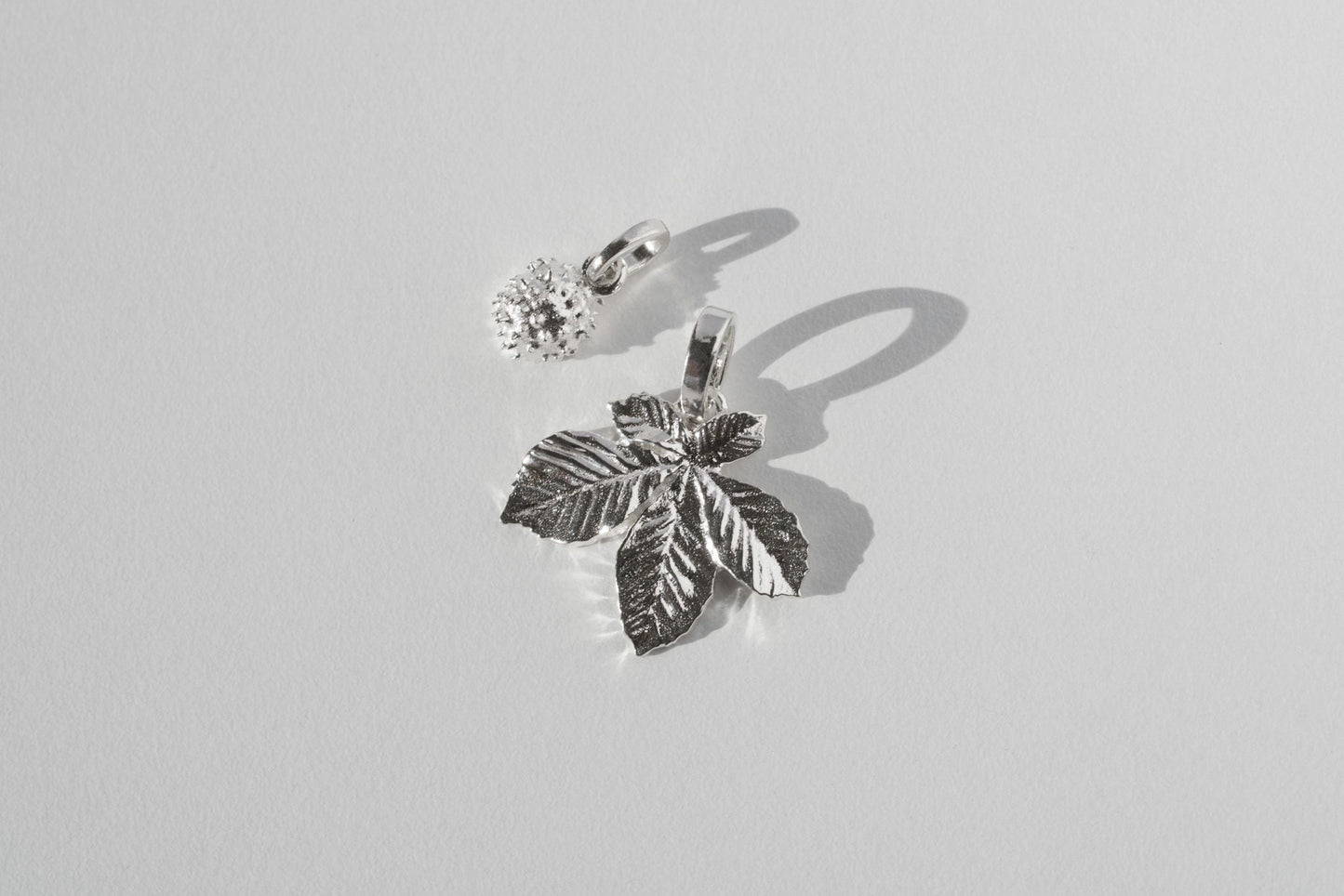 Pendant “Chestnut Leaf” (20 mm) light