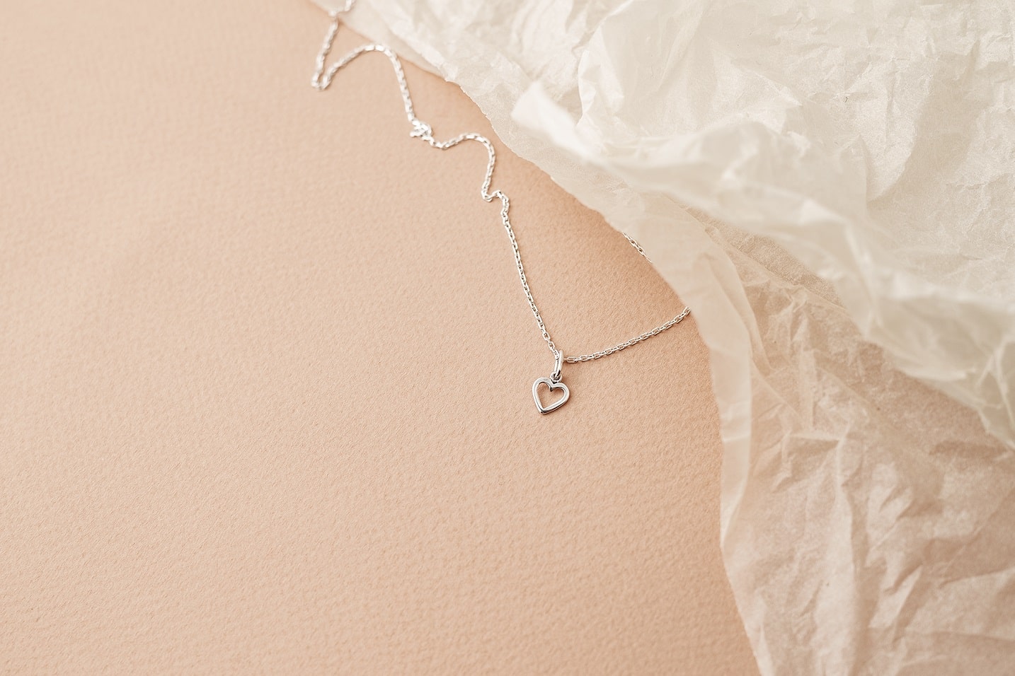 Pendant "Contour Heart"