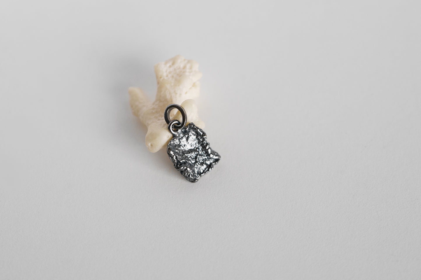 Pendant "Sea foam"