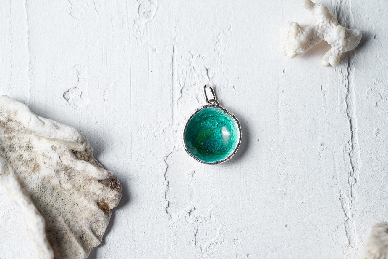 Pendant "Sea" (16 mm) emerald