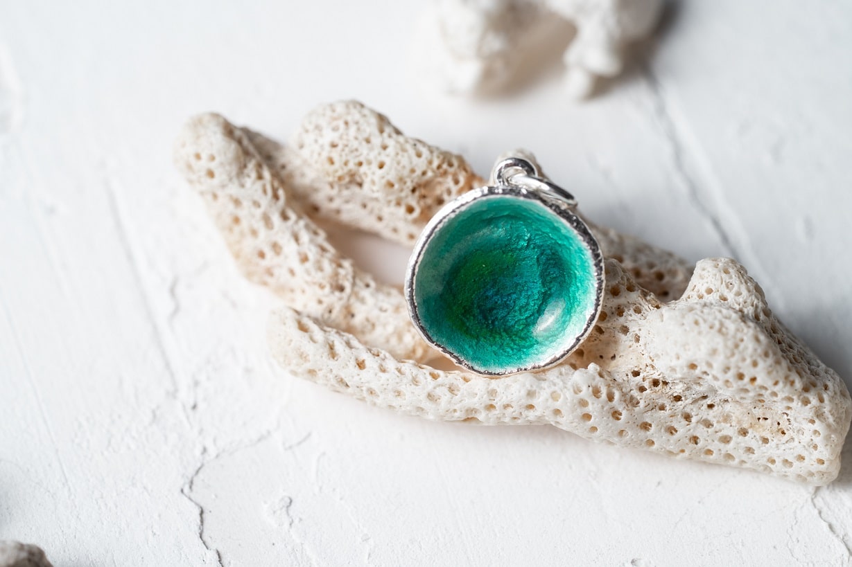 Pendant "Sea" (16 mm) emerald