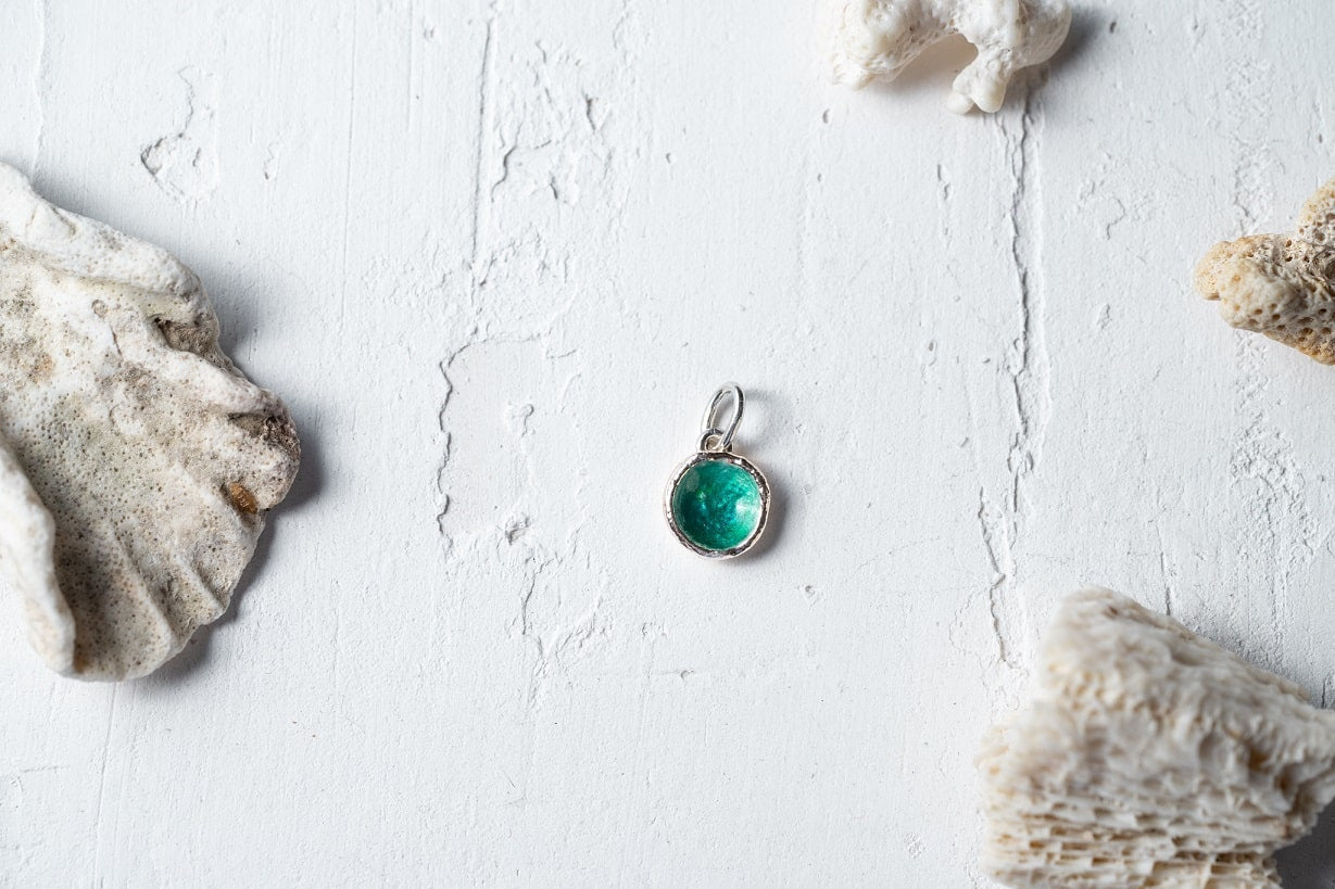Pendant "Sea" (9 mm) emerald