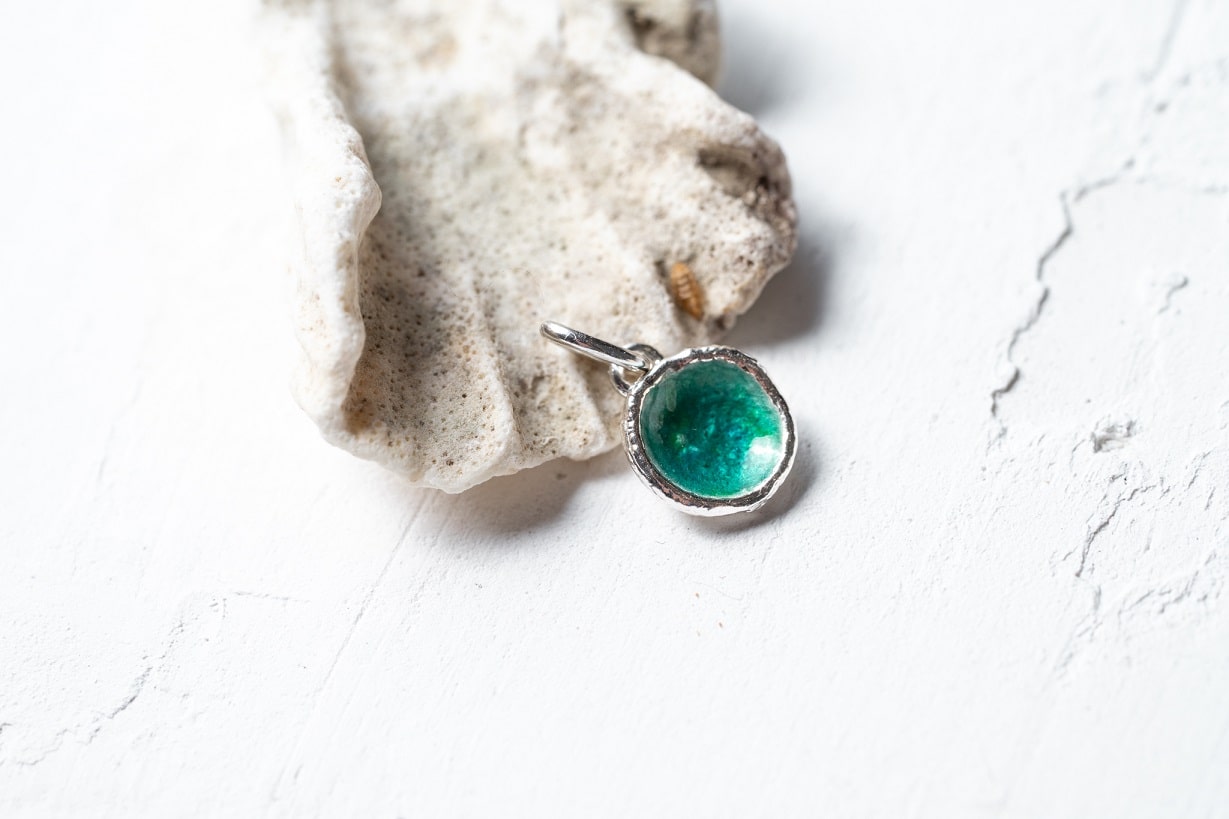 Pendant "Sea" (9 mm) emerald