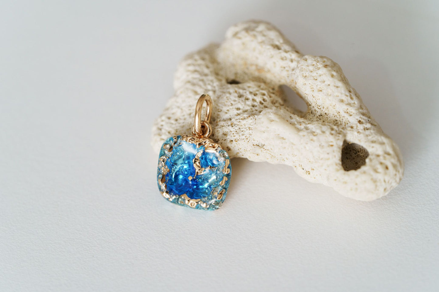Pendant "Storm" blue