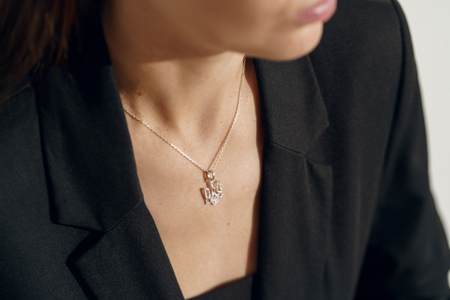 Pendant "Trident" texutured