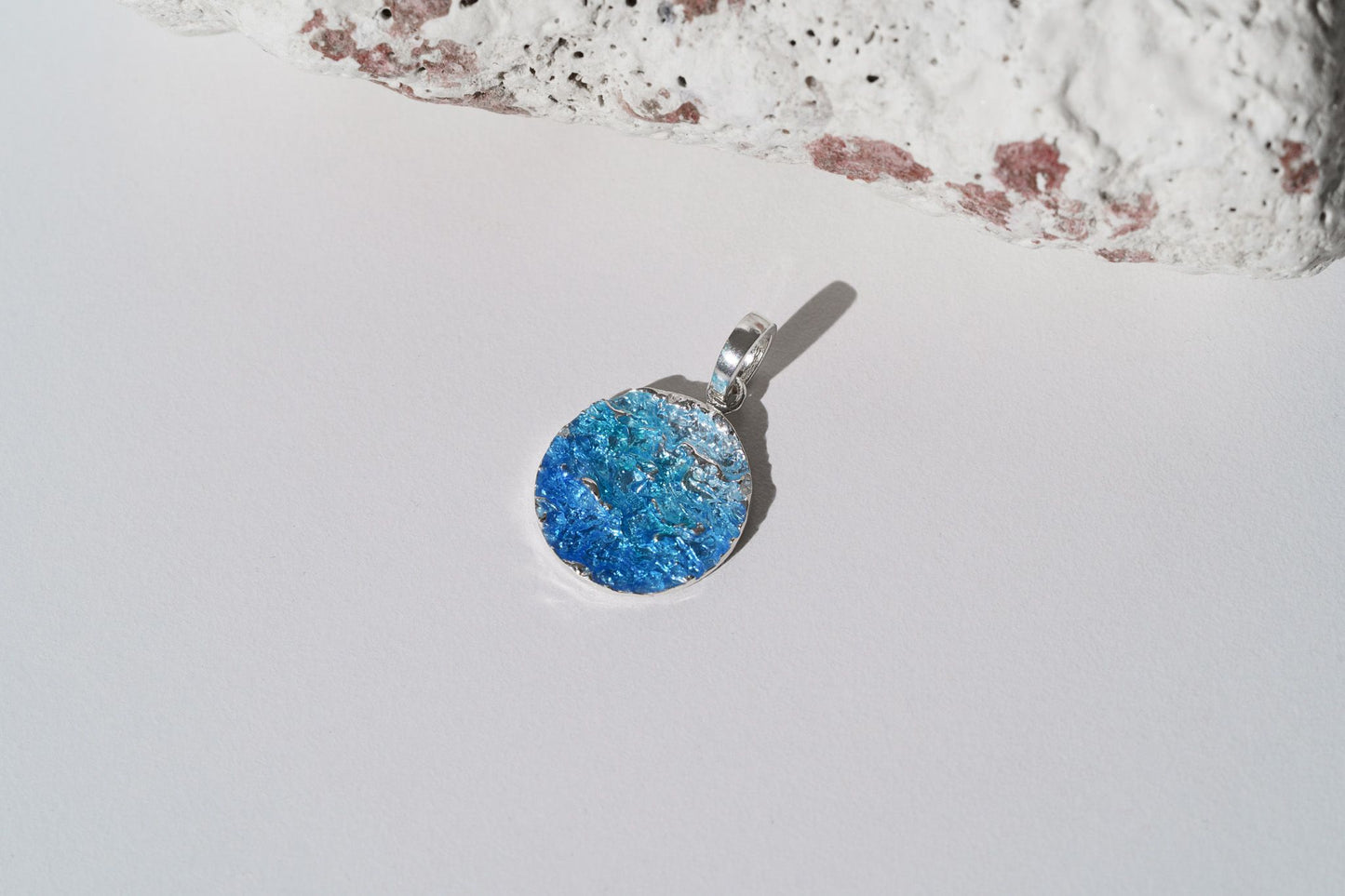 Pendant-disc "Wave" (15 mm) blue
