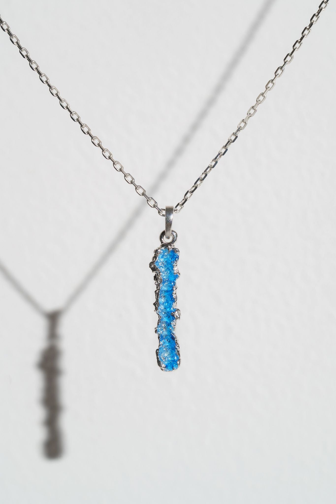 Pendant "Wave" (4x20 mm) blue