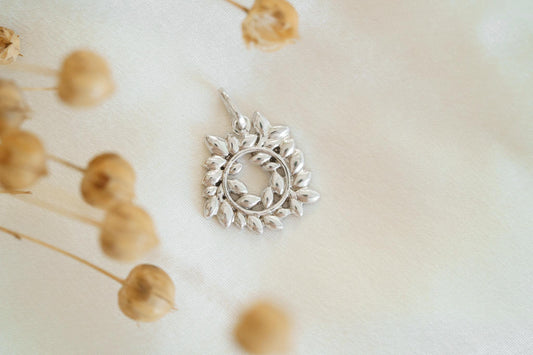 Pendant "Wreath"