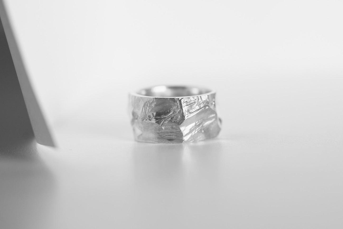 Ring "Anthracite" light (10 mm)