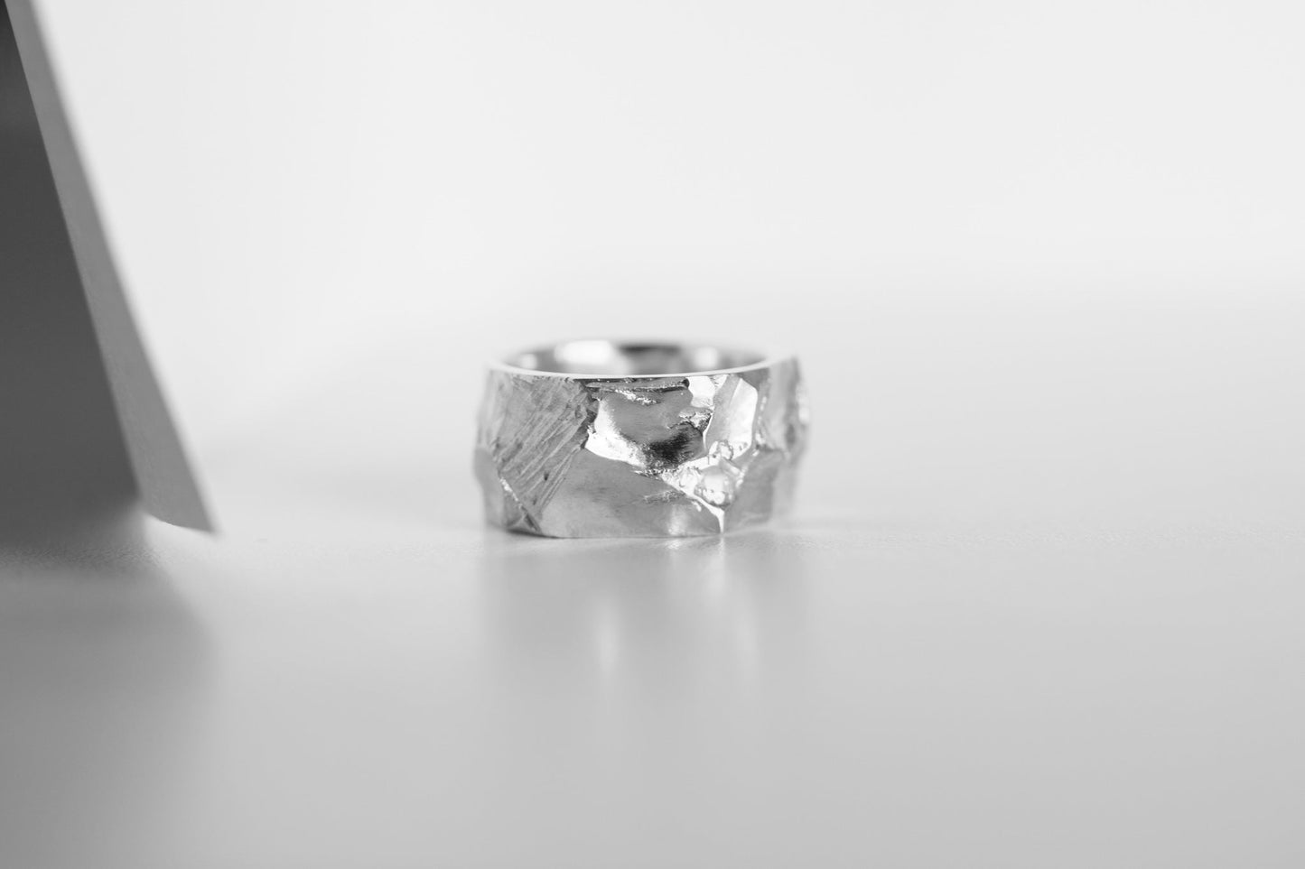 Ring "Anthracite" light (10 mm)