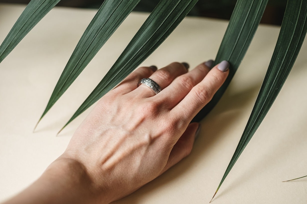 Ring "Beech bark" blackened