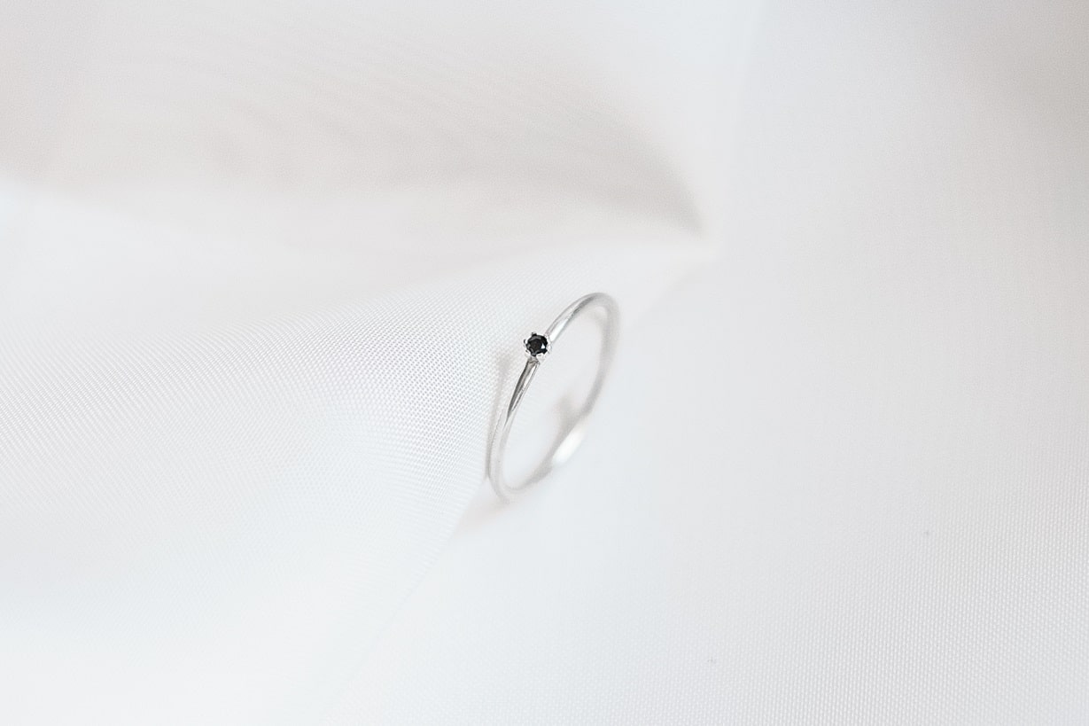 Ring "Dew" (gemstone 1.75 mm)