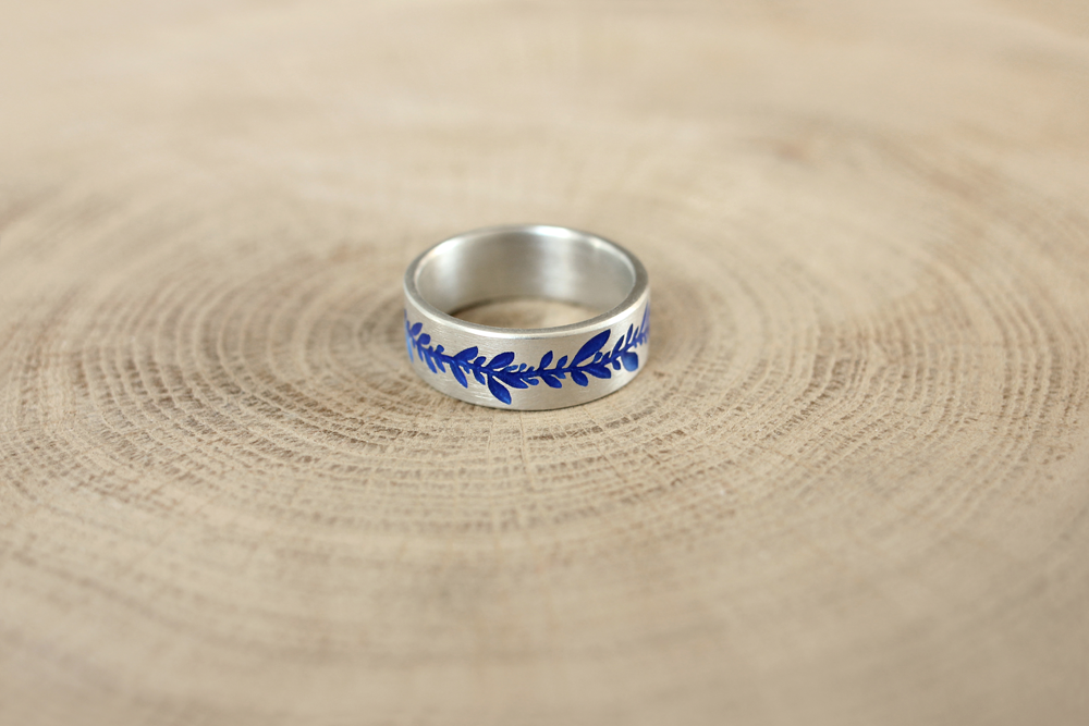 Ring "Branch" (7 mm) with enamel