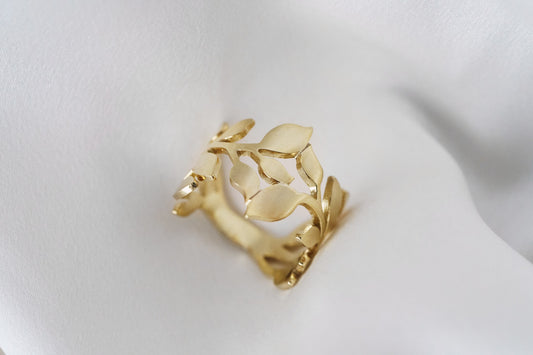 Ring "Branch" (model 1)