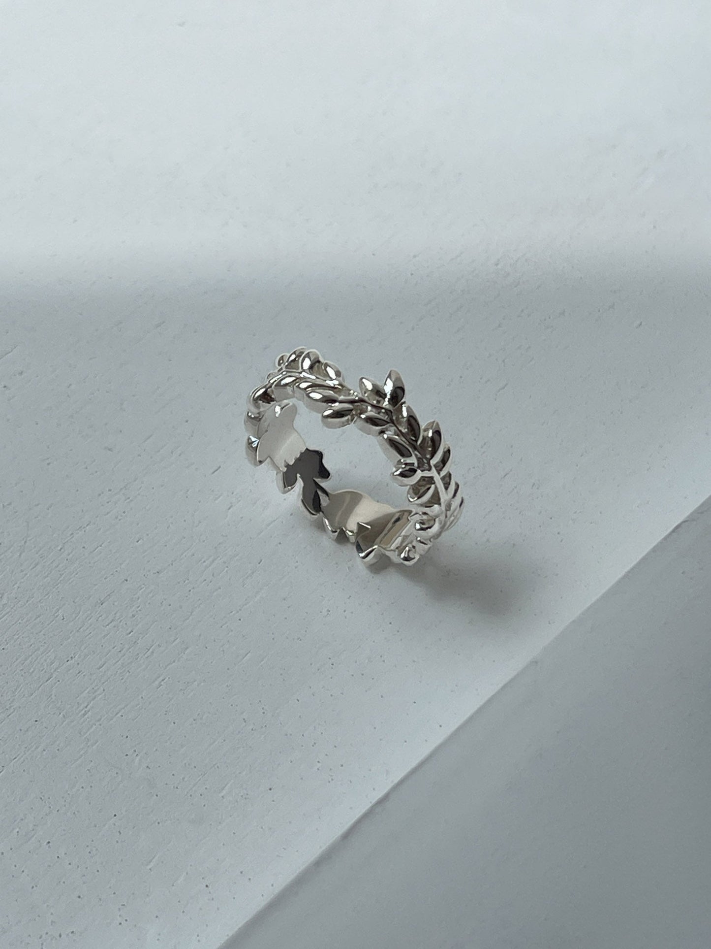 Ring "Branch" (model 2)