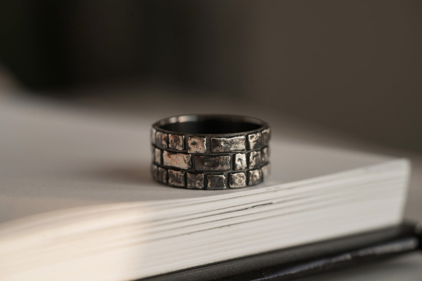 Ring "Cobblestone" blackened (10 mm)