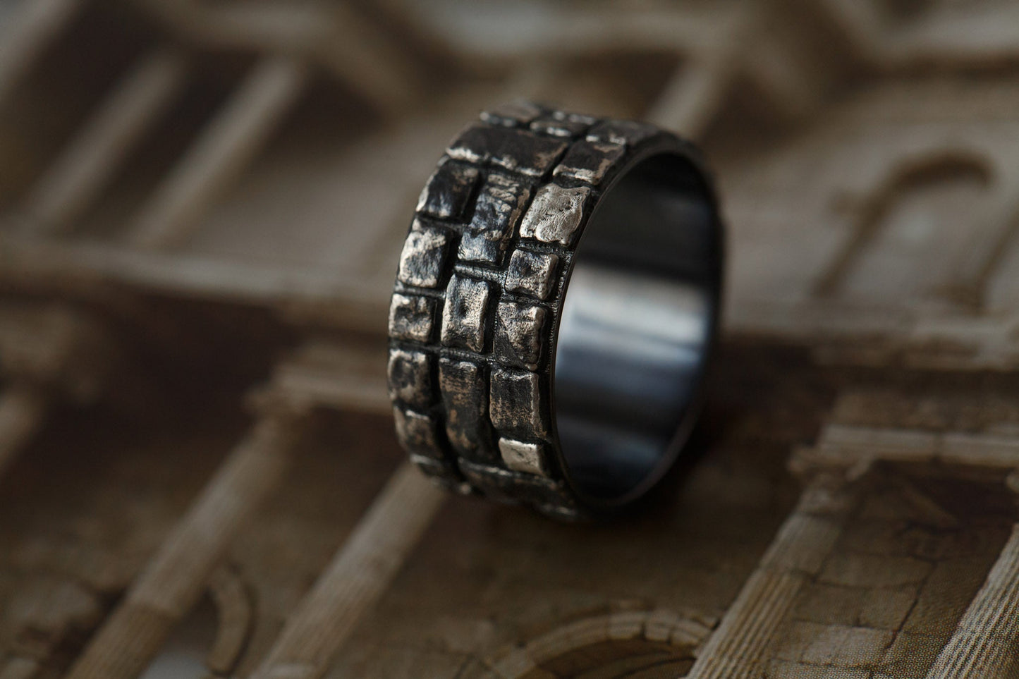 Ring "Cobblestone" blackened (10 mm)