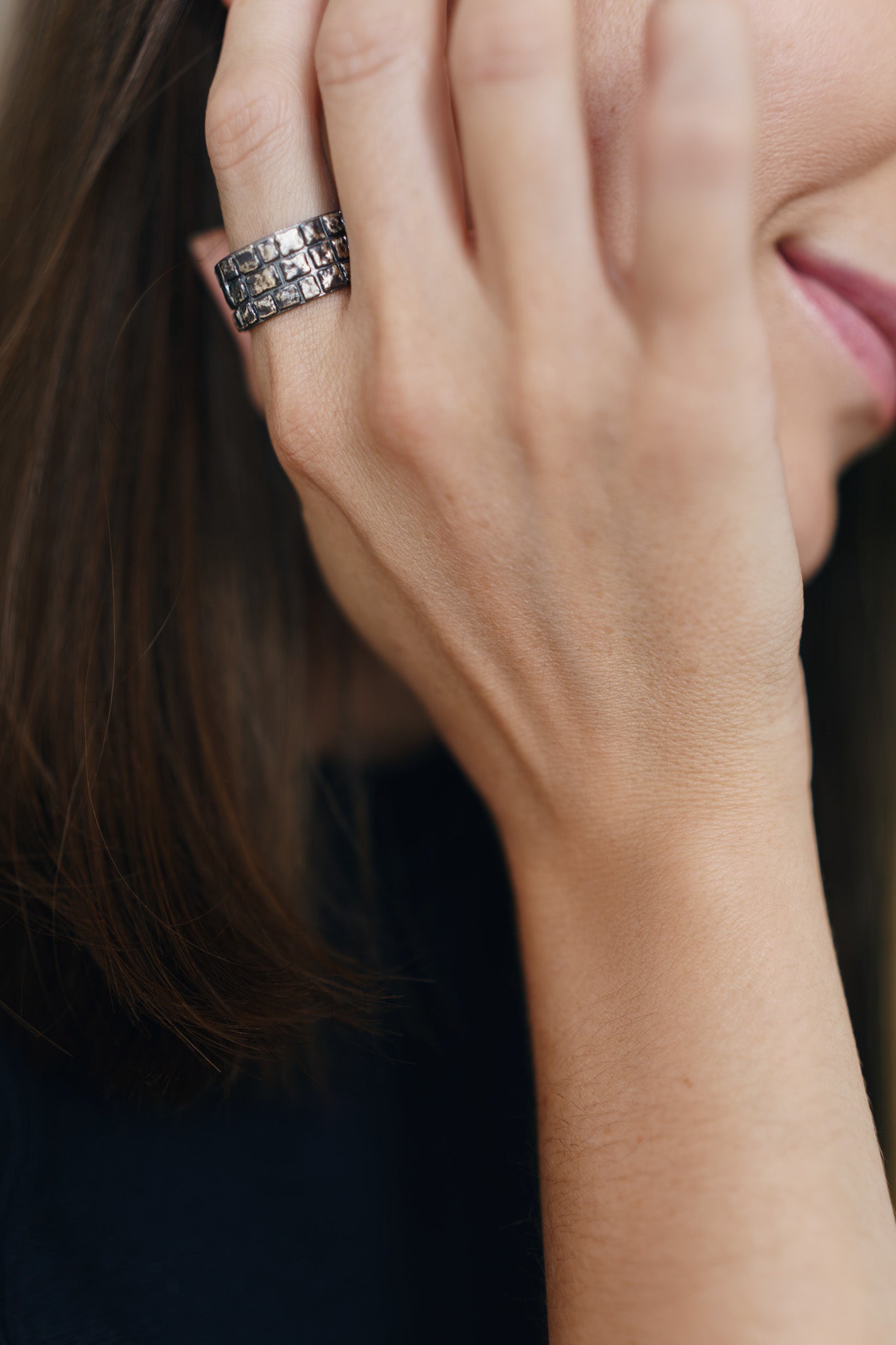 Ring "Cobblestone" blackened (10 mm)