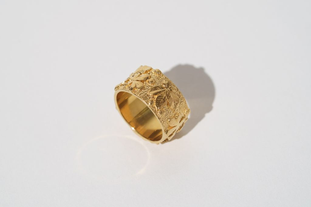 Ring "Chestnuts" light (10 mm) with gilding