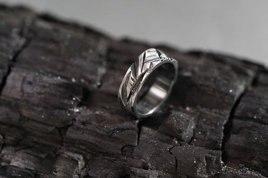 Ring "Crushed ice" blackened (5 mm)