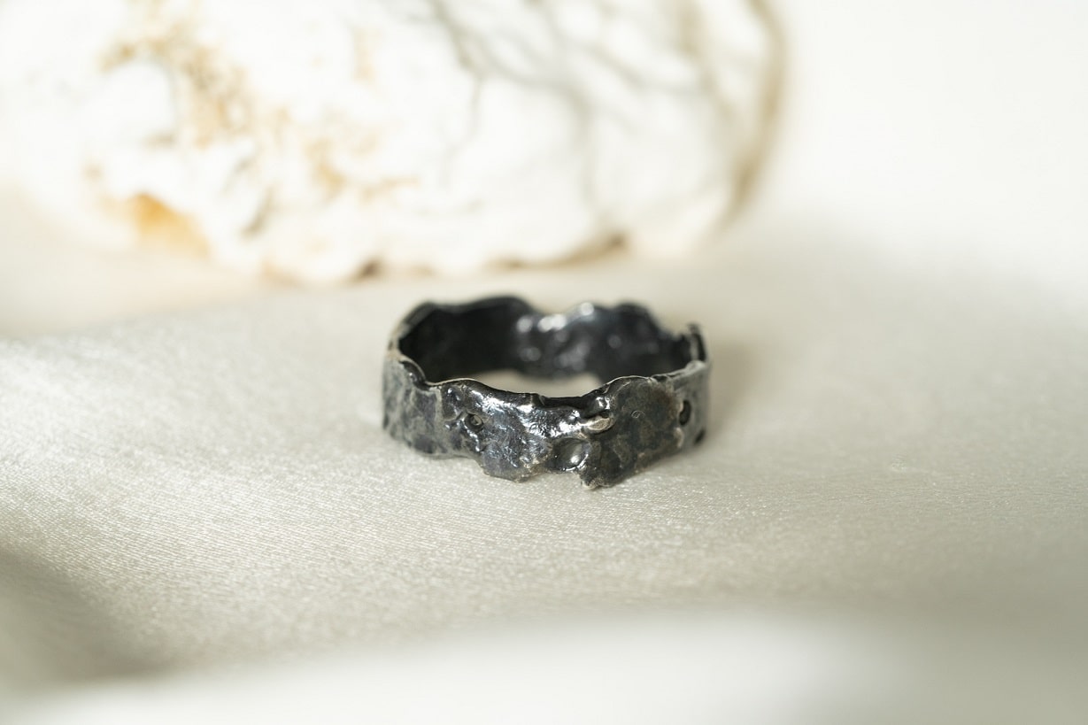 Ring "Dark asteroid" (6 mm)