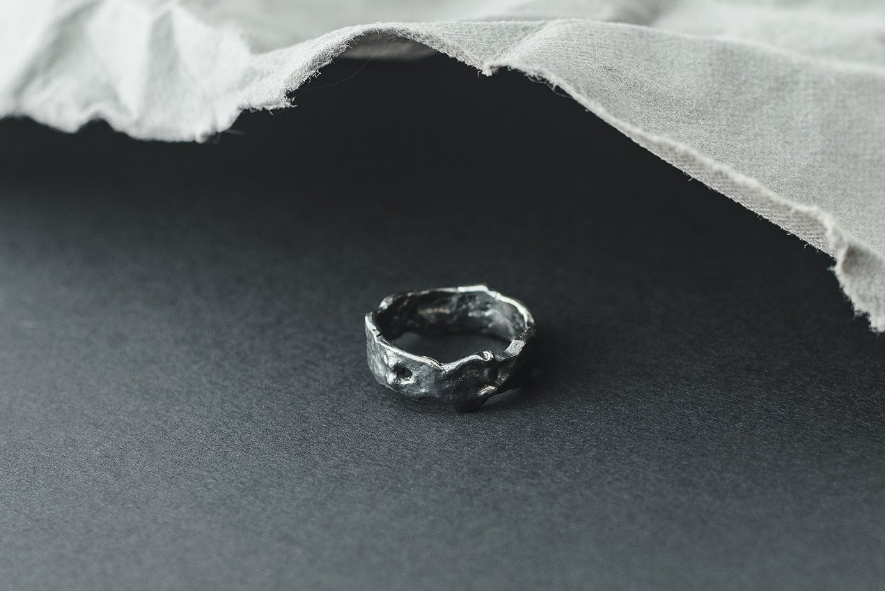 Ring "Dark asteroid" (6 mm)