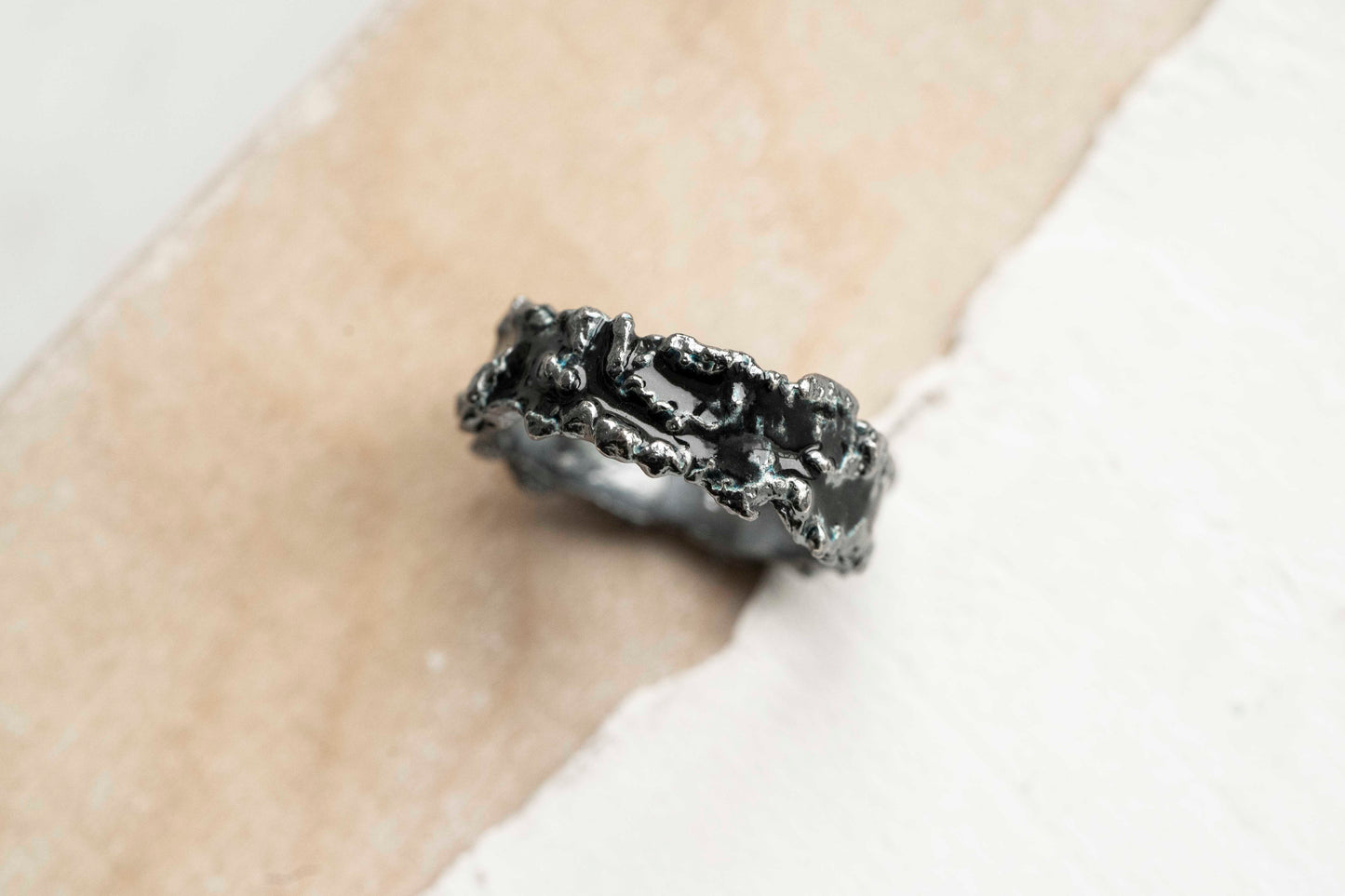 Ring "Dark matter" (6 mm)