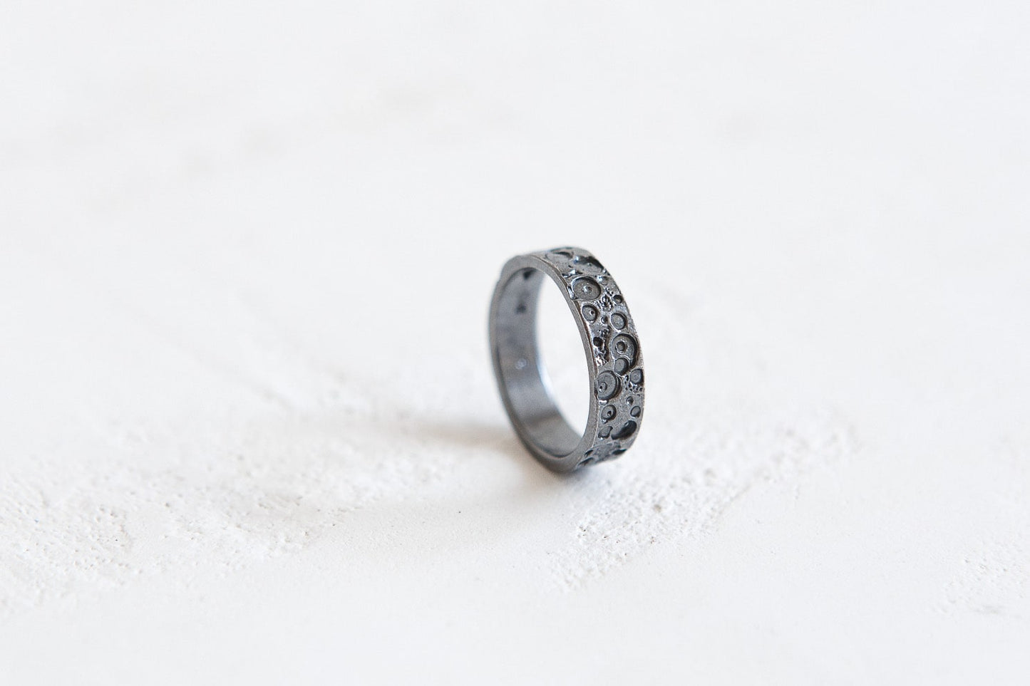 Ring "Dark moon" (5 mm) (texture 1)
