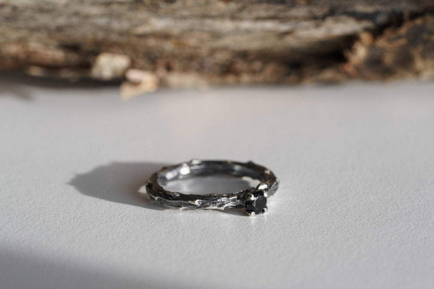 Ring "Dark vine" (gemstone 3,5 mm)