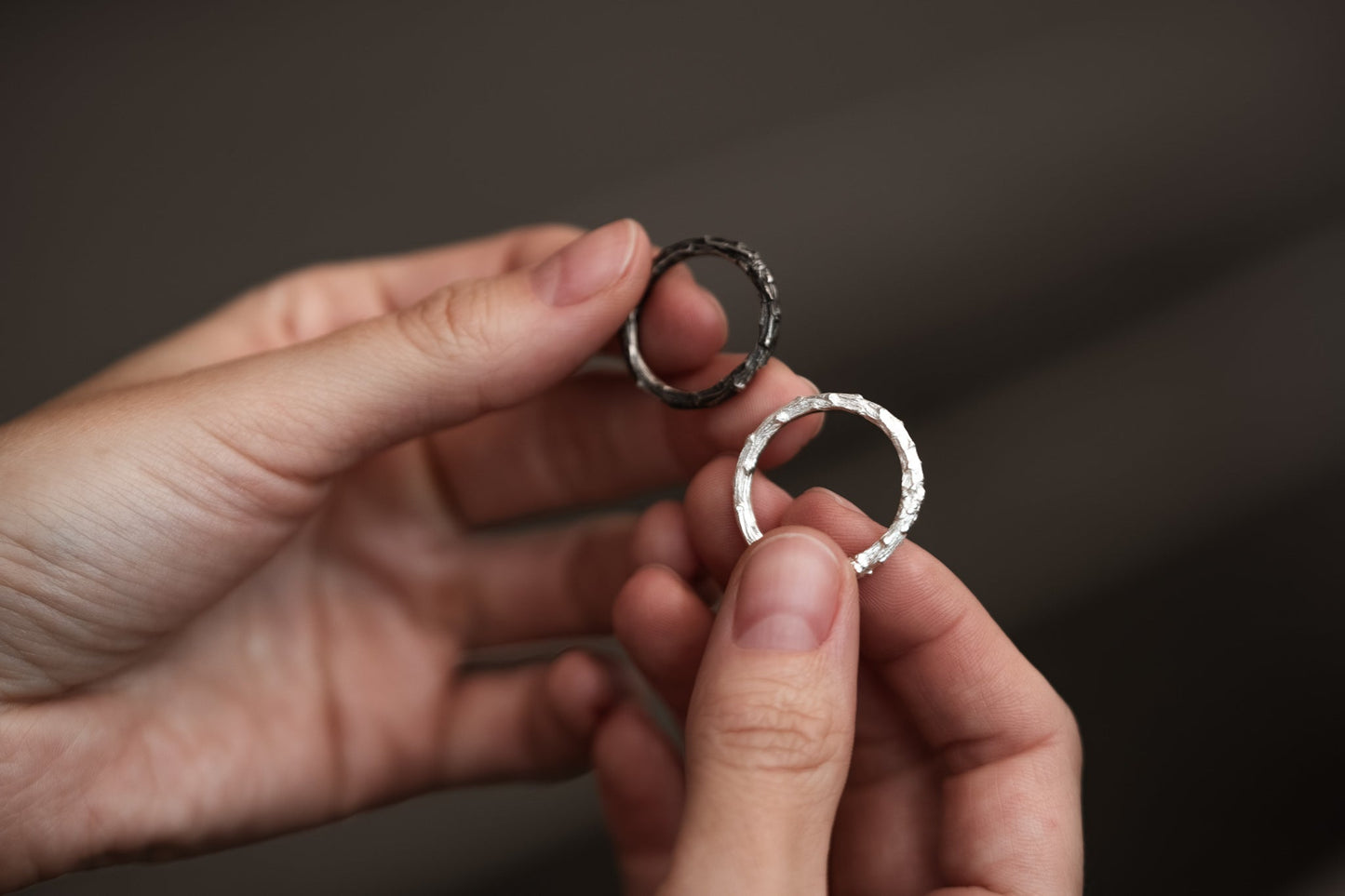 Wedding ring "Dark Vine"