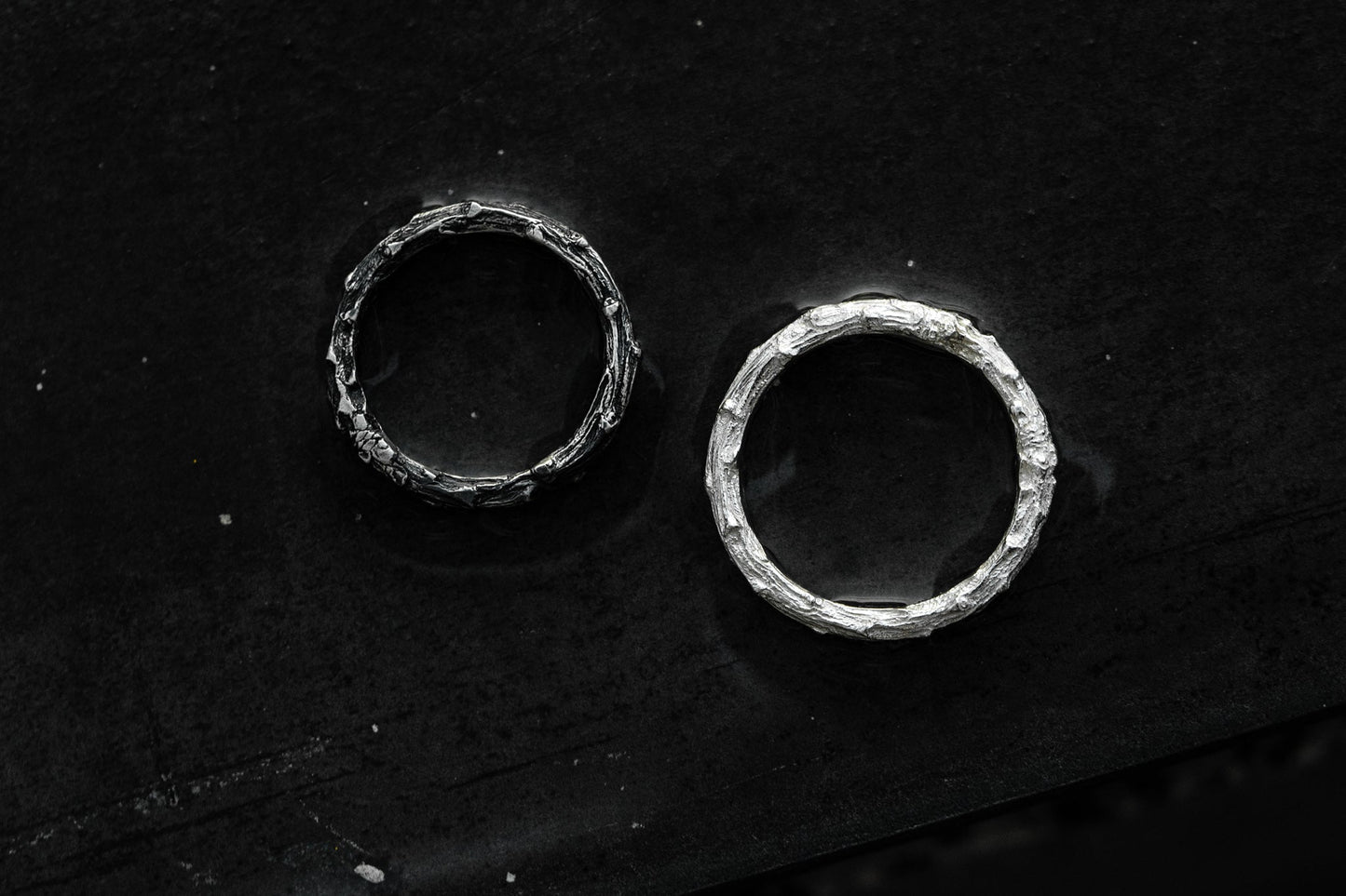Wedding ring "Dark Vine"