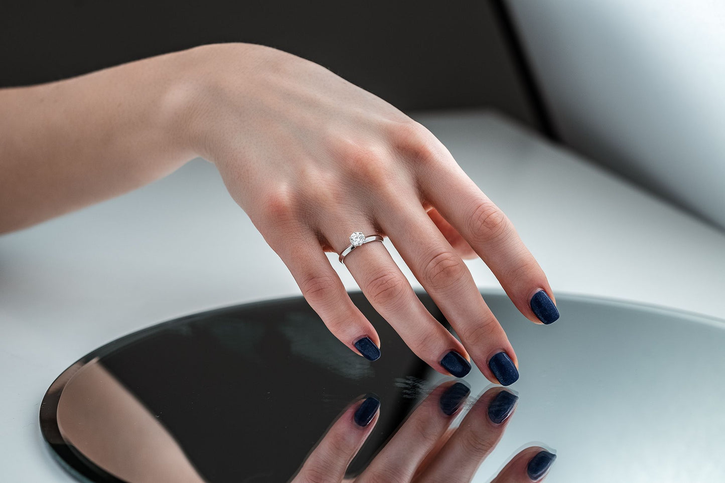 Ring "Dreams" (5 mm gemstone; model 2)