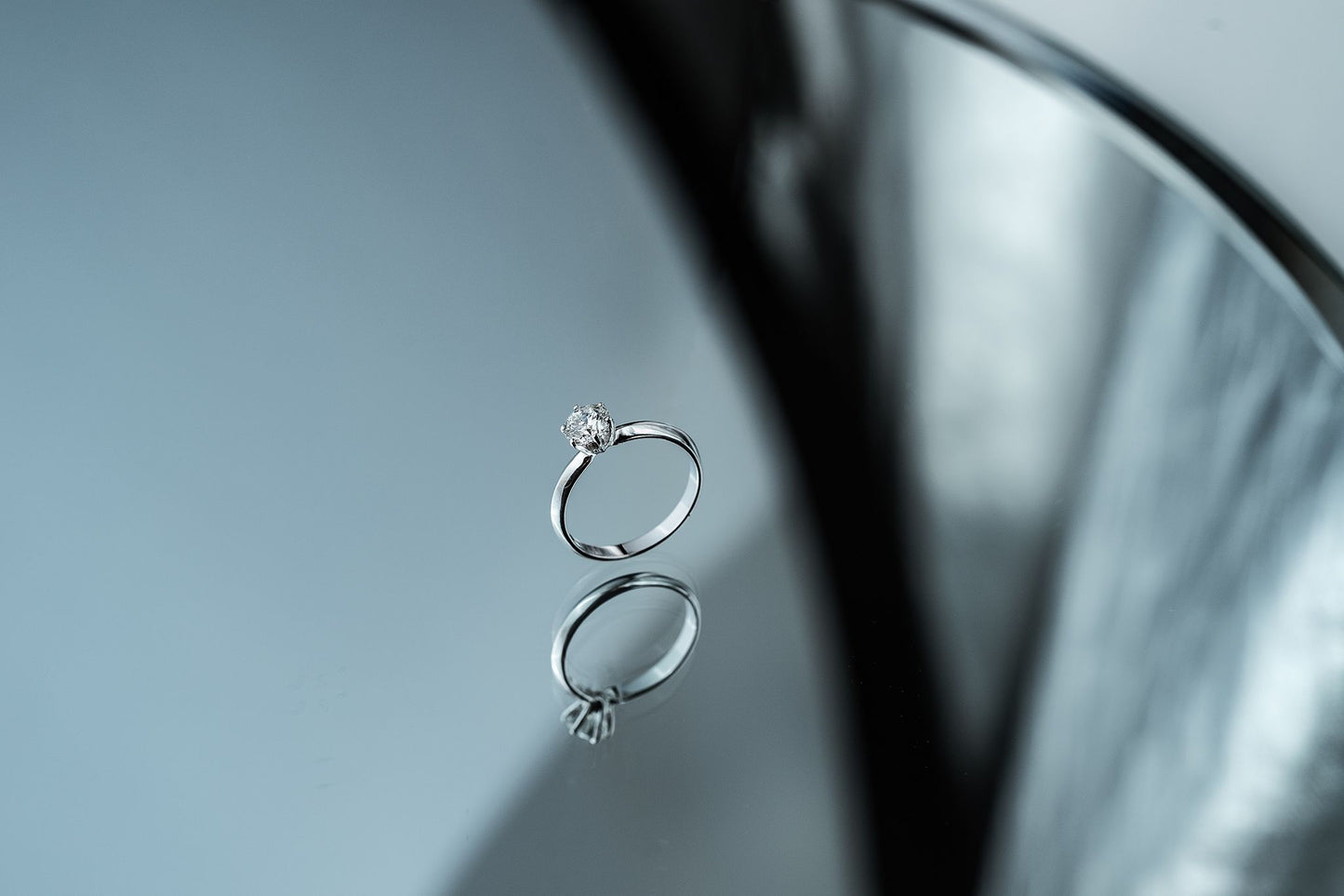 Ring "Dreams" (5 mm gemstone; model 2)