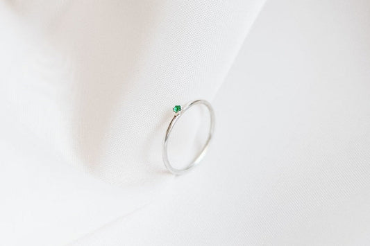 Ring "Dew" (gemstone 1.75 mm)