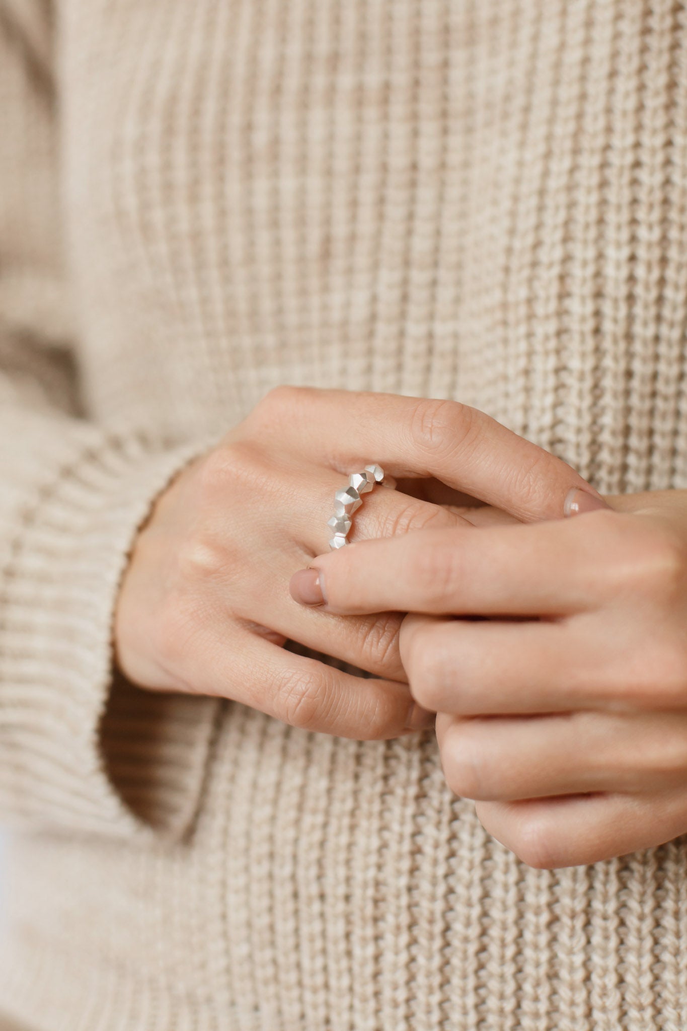 Ring "Faceted balls"