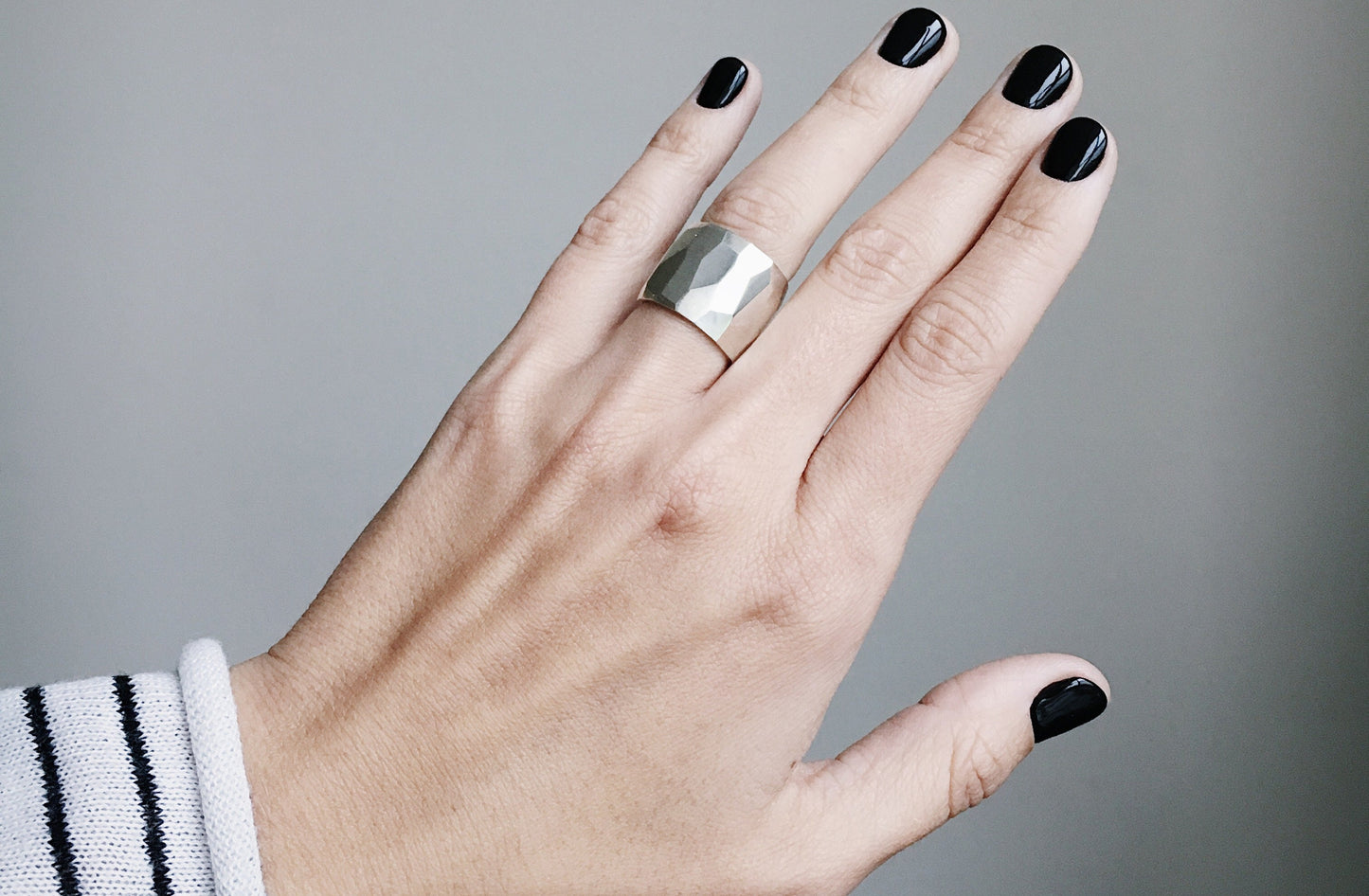 Wide ring "Facets" (15 mm)