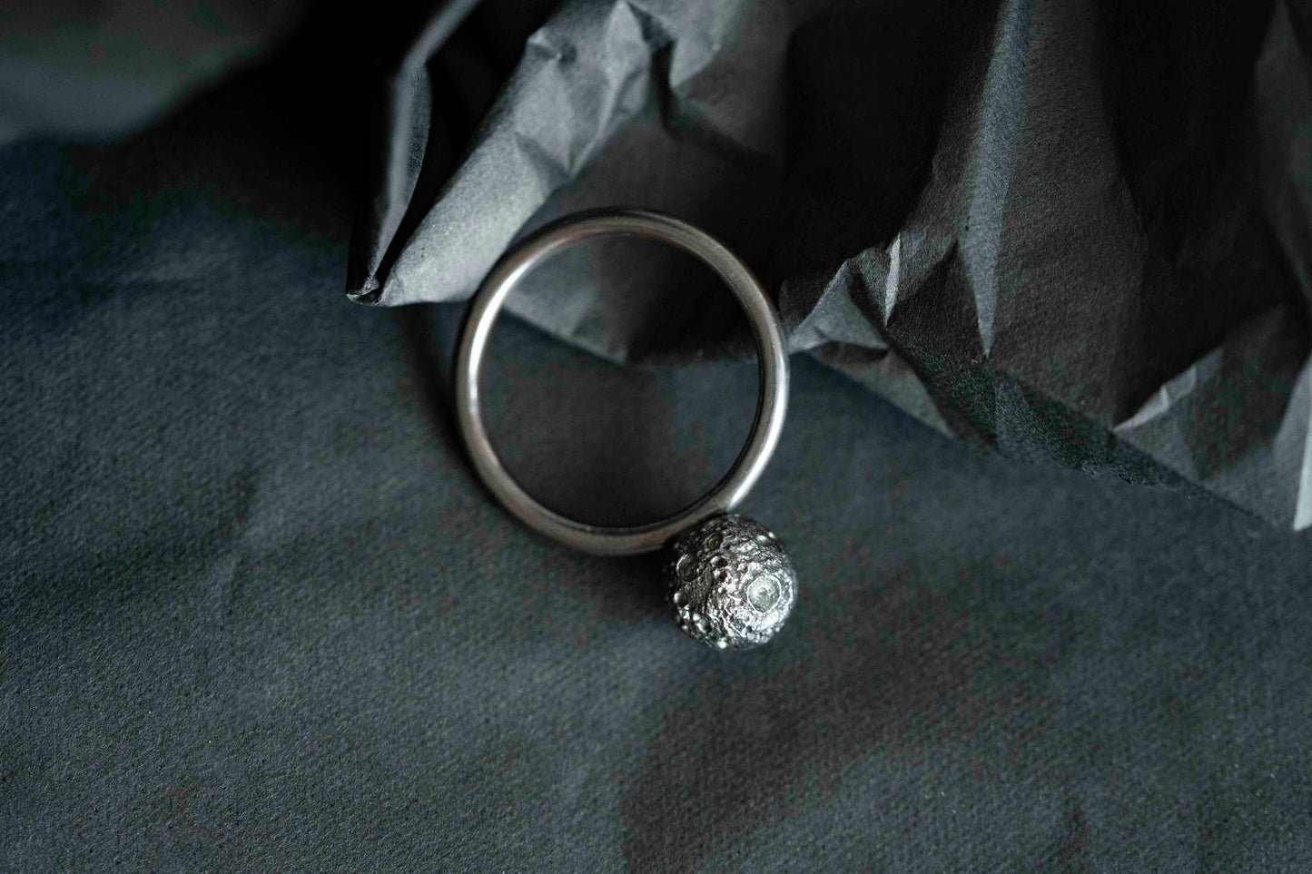 Ring "Full moon" blackened