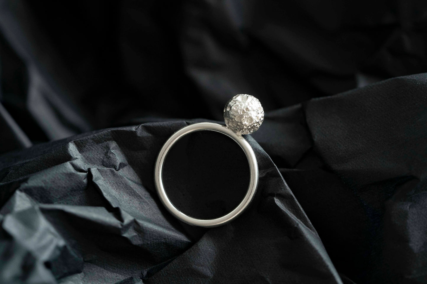Ring "Full moon" light