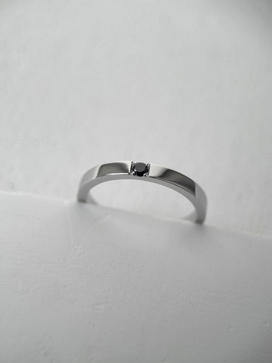 Ring "Glow" (gemstone 2.3 mm)