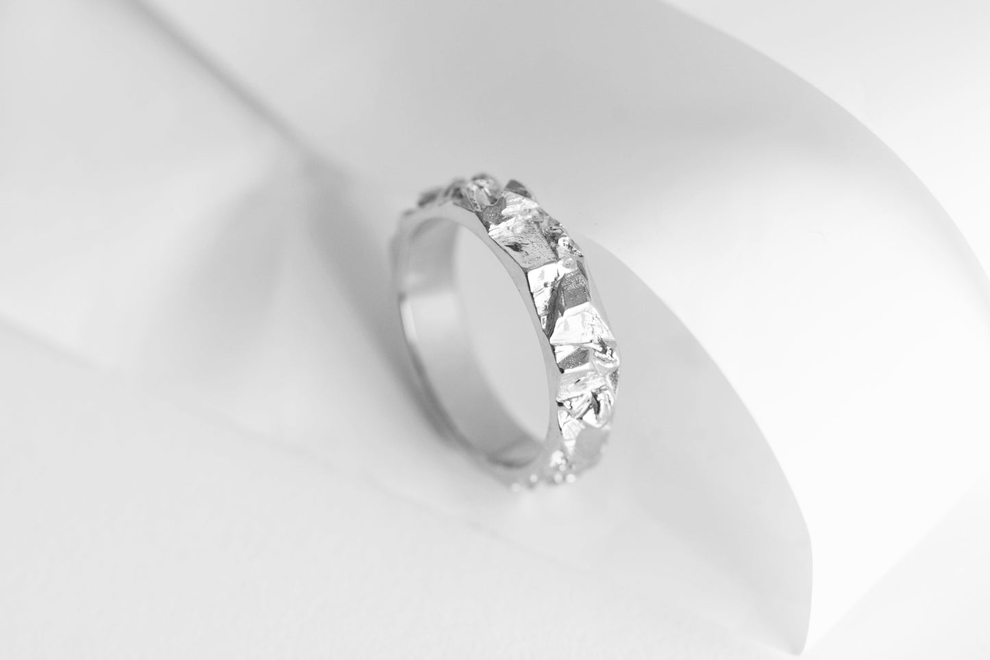 Ring "Granite rock" light (5 mm)