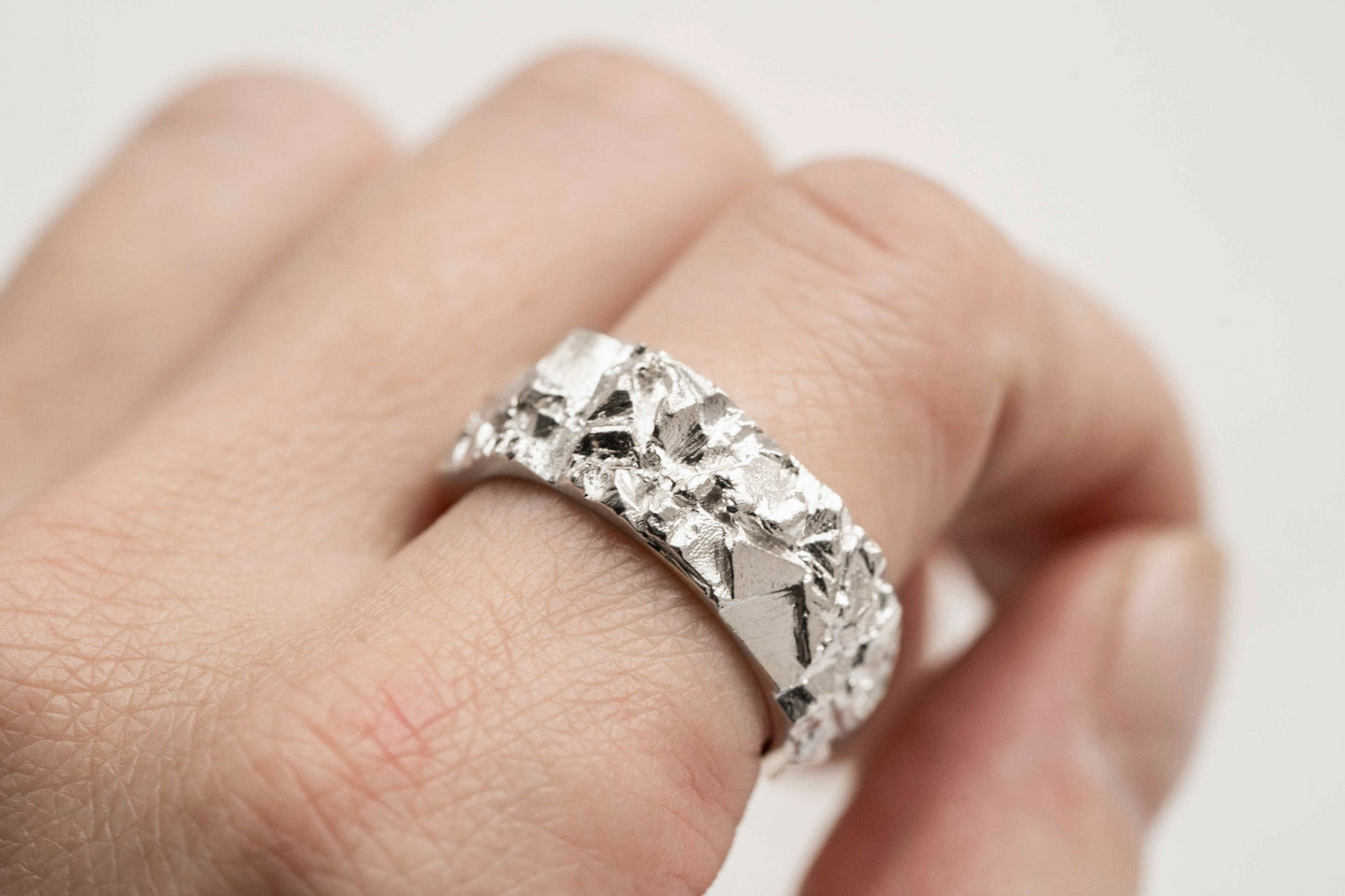 Ring "Granite rock" light (8 mm)