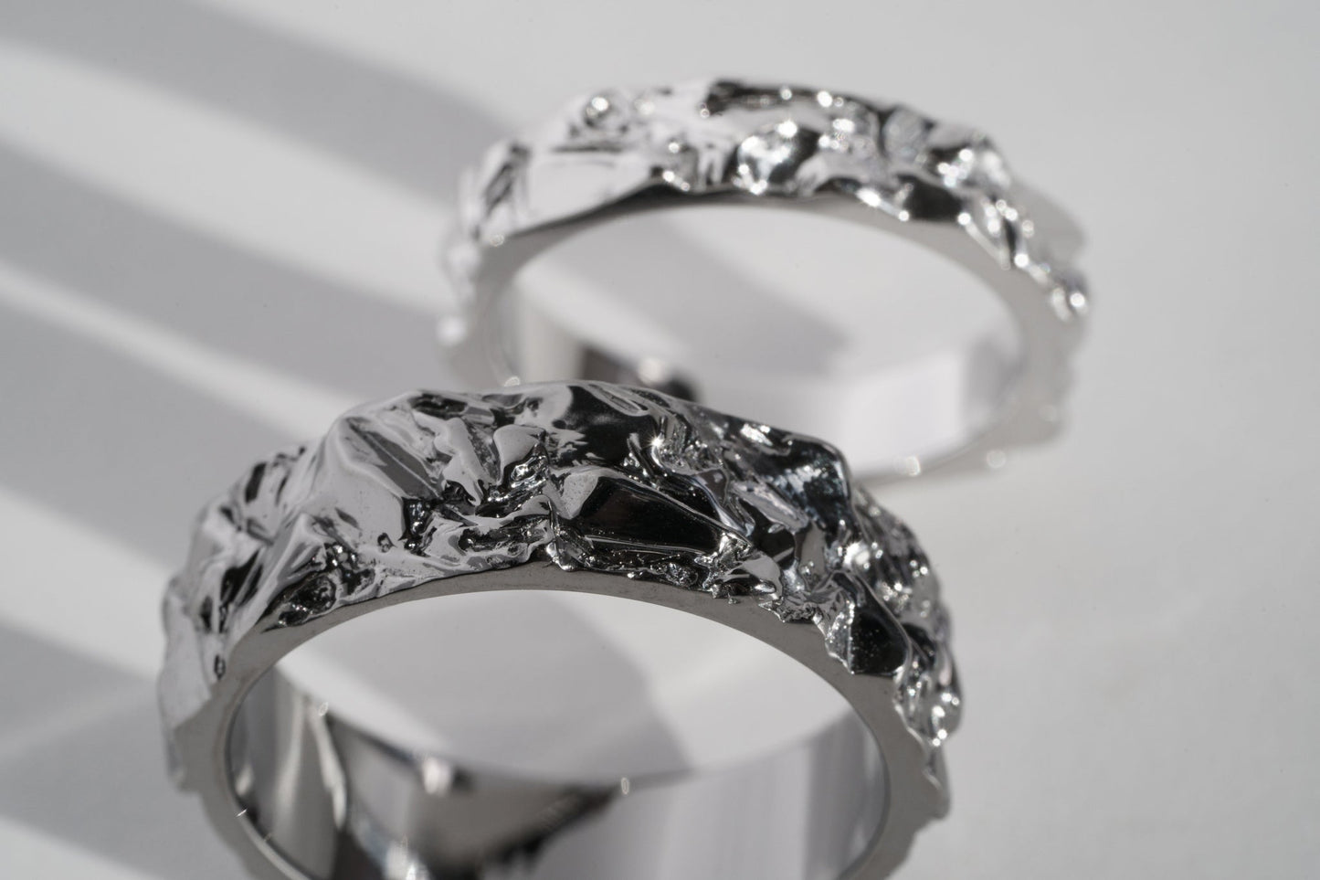 Wedding ring "Granite Rock" dark (6 mm)