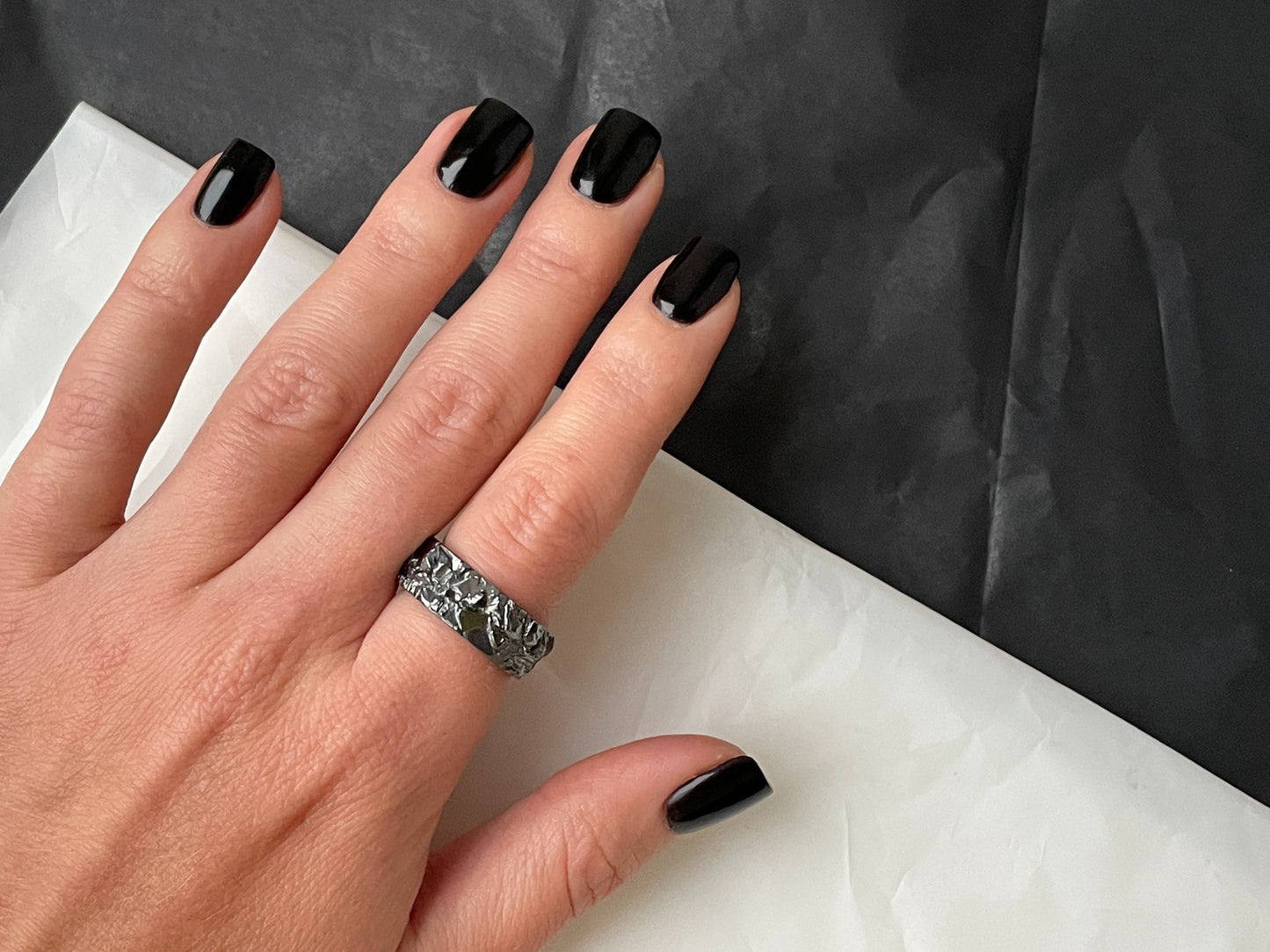 Ring "Granite rock" blackened (8 mm)