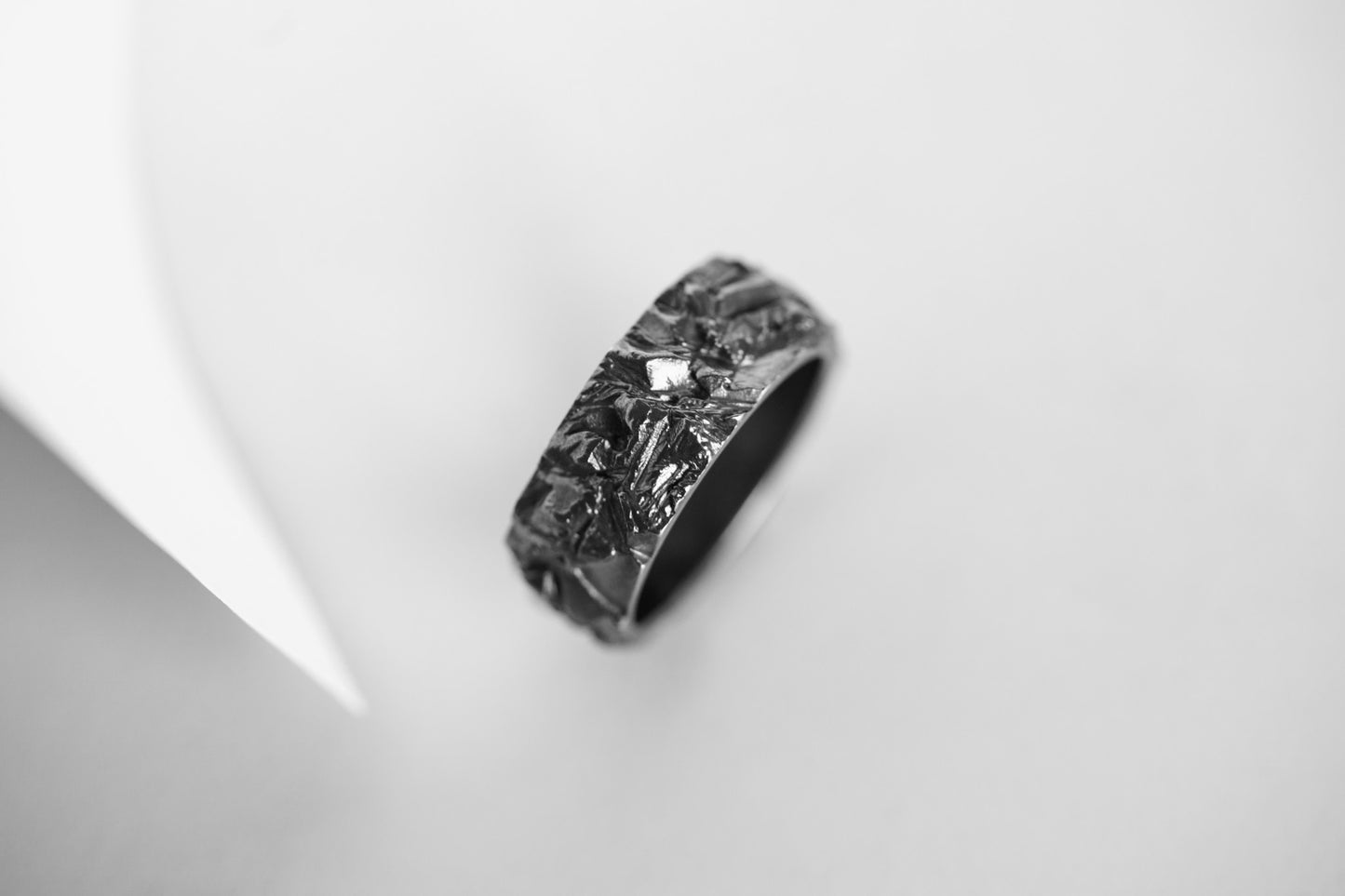 Ring "Granite rock" blackened (8 mm)