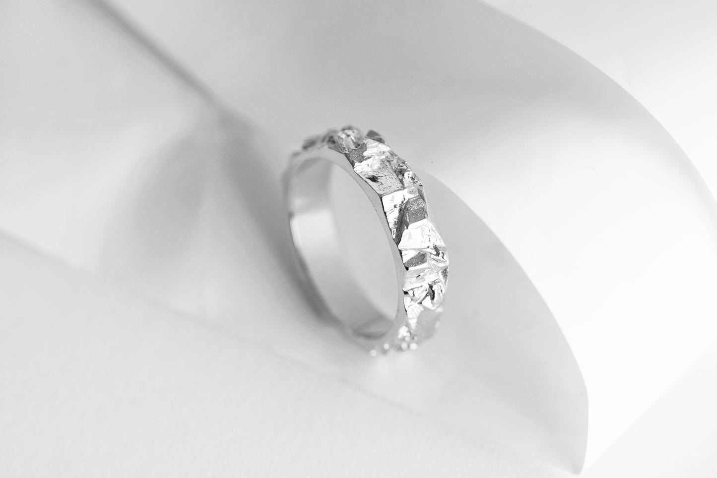 Ring "Granite rock" light (5 mm)