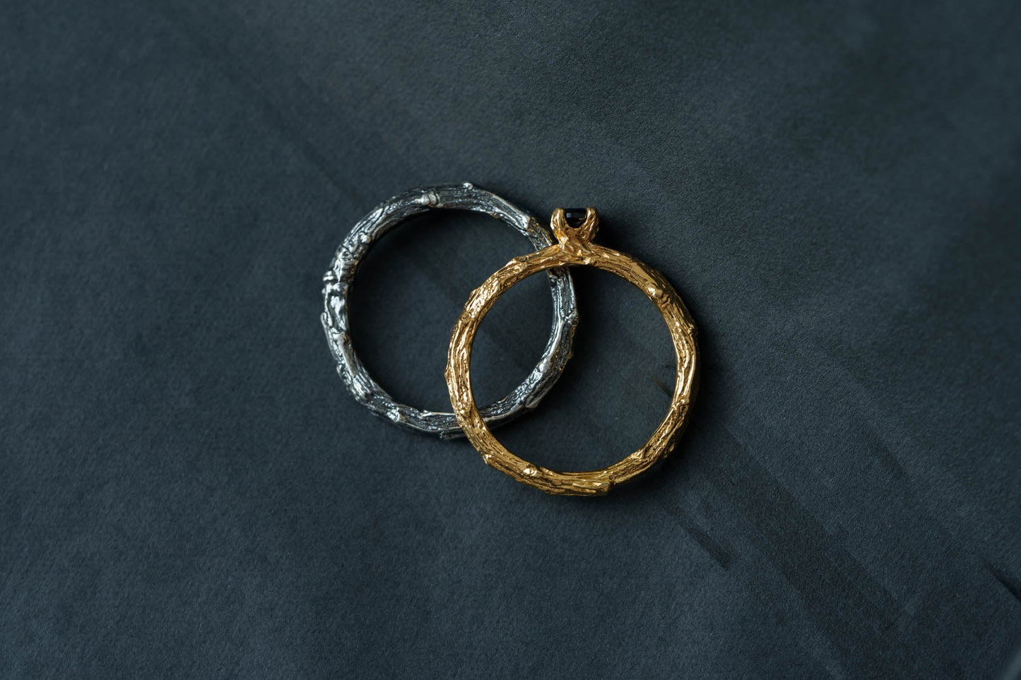 Wedding ring "Light Vine" (gemstone 3,5 mm)