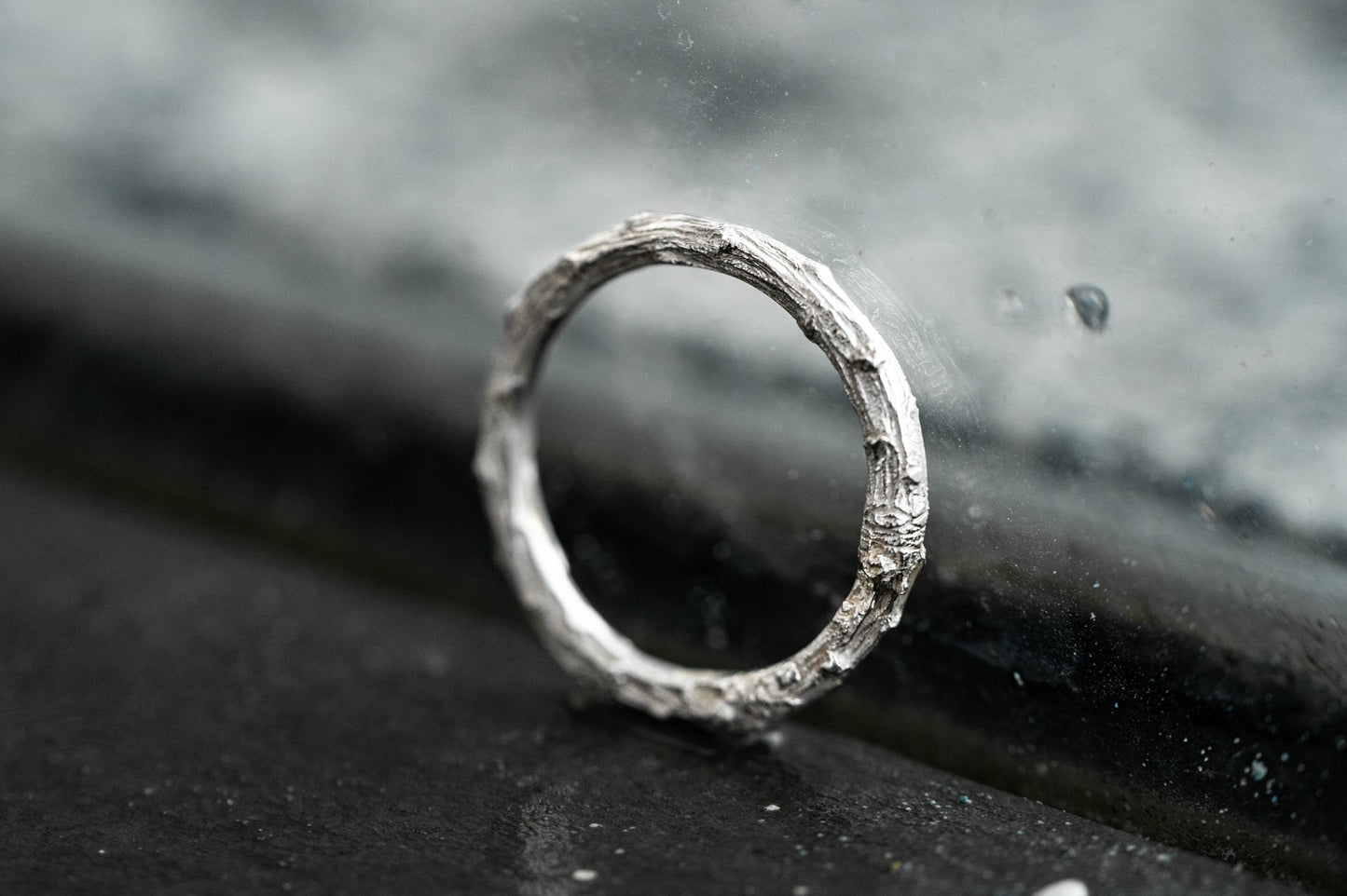 Ring "Light vine"