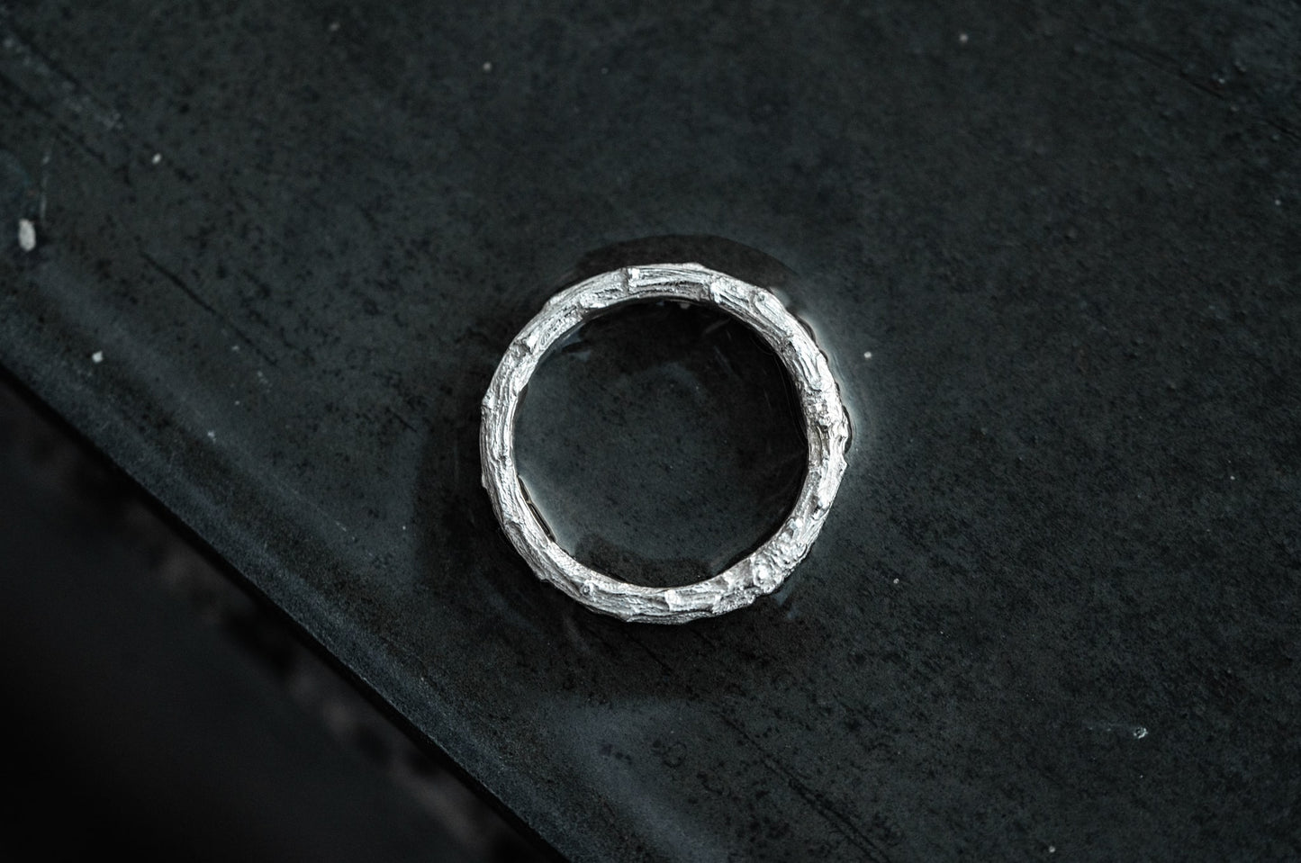 Ring "Light vine"